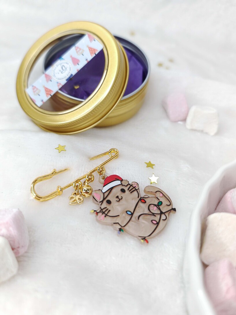 Catmas Brooch