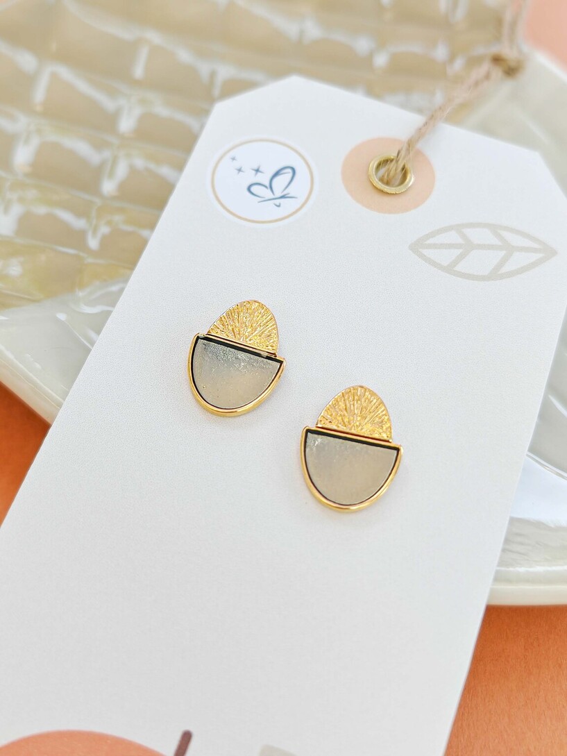 Acorn earrings 