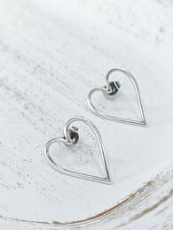 Silver hearts earrings 