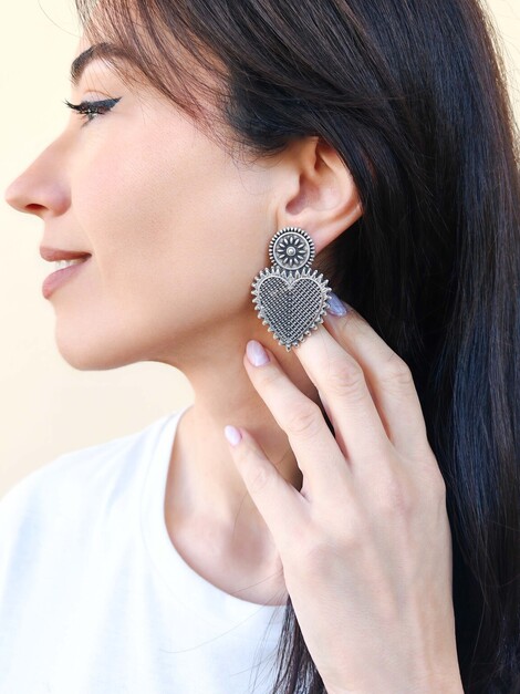 Vintage hearts earrings