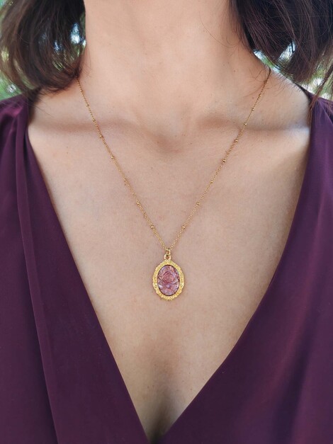 Rose necklace