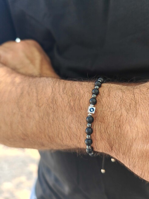 Protector bracelet