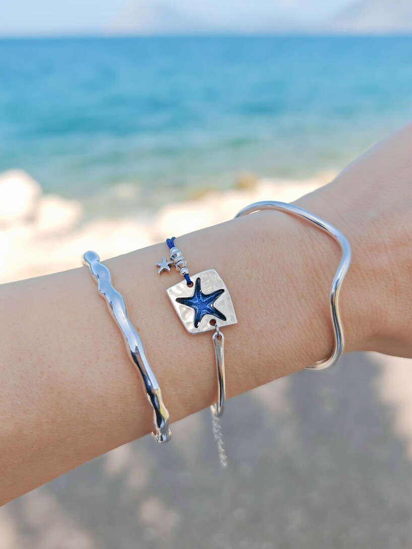 Almyra bangle bracelet