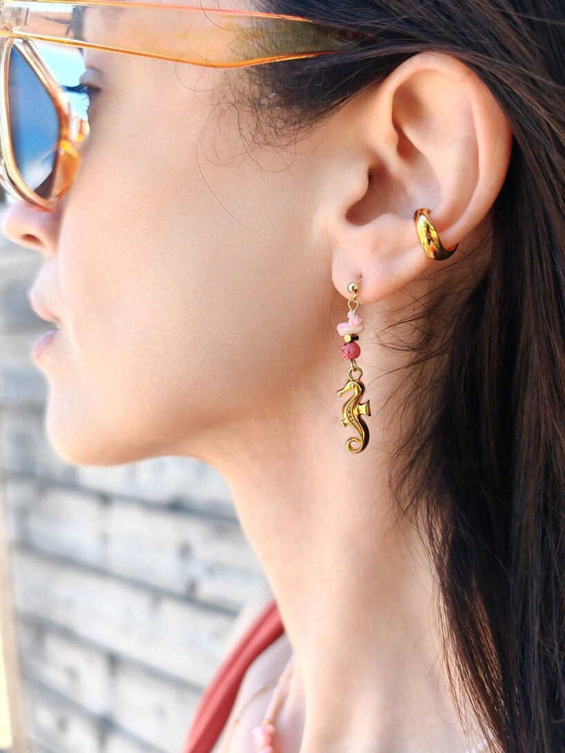 Seahorse earrings 