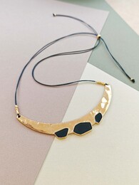 Statement necklace