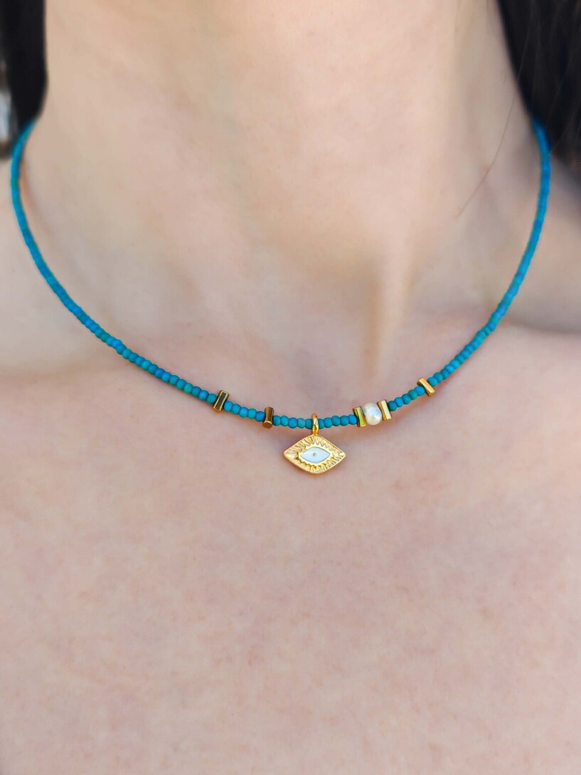 Island necklace
