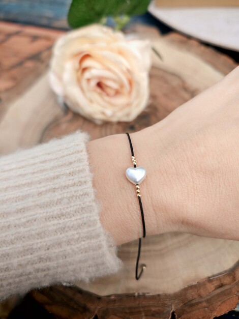 White heart bracelet