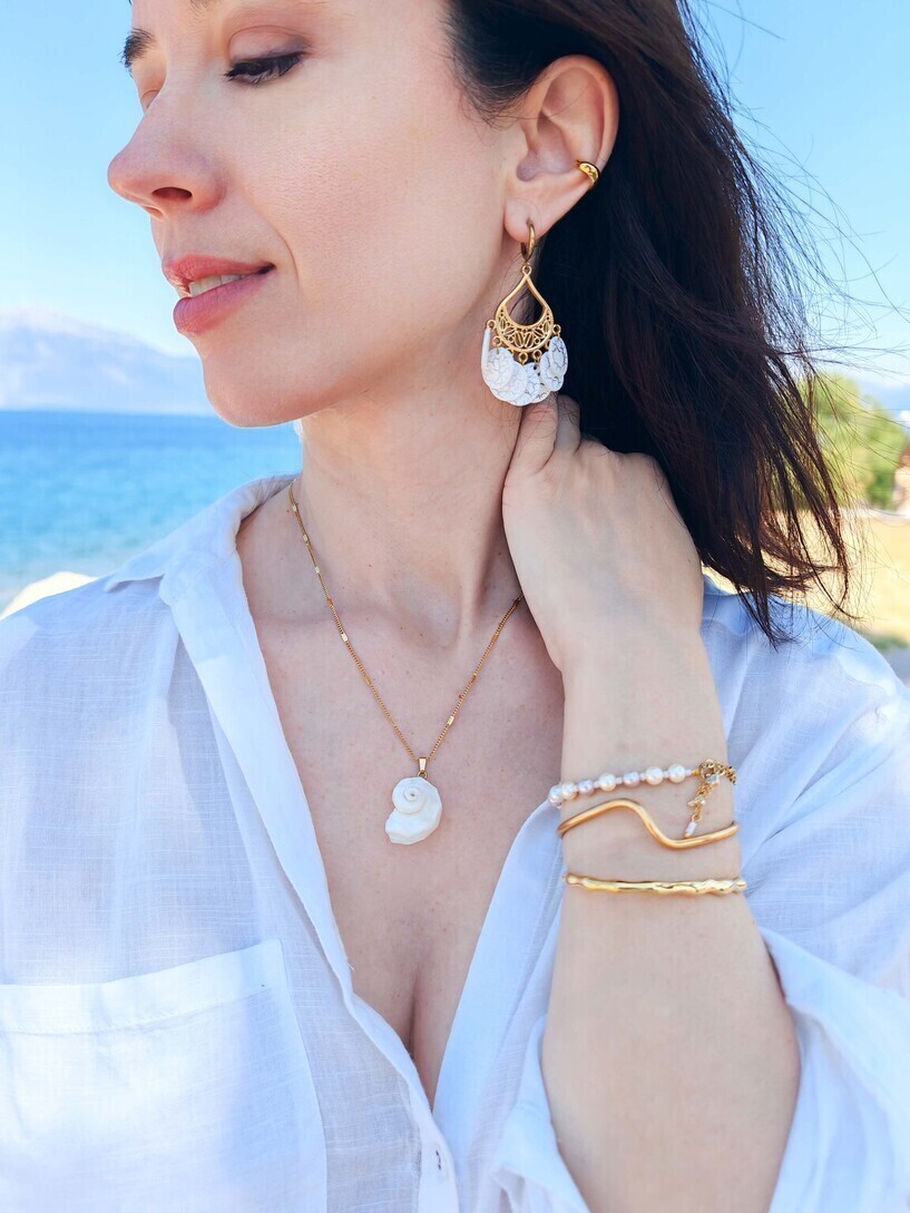 Echo necklace 