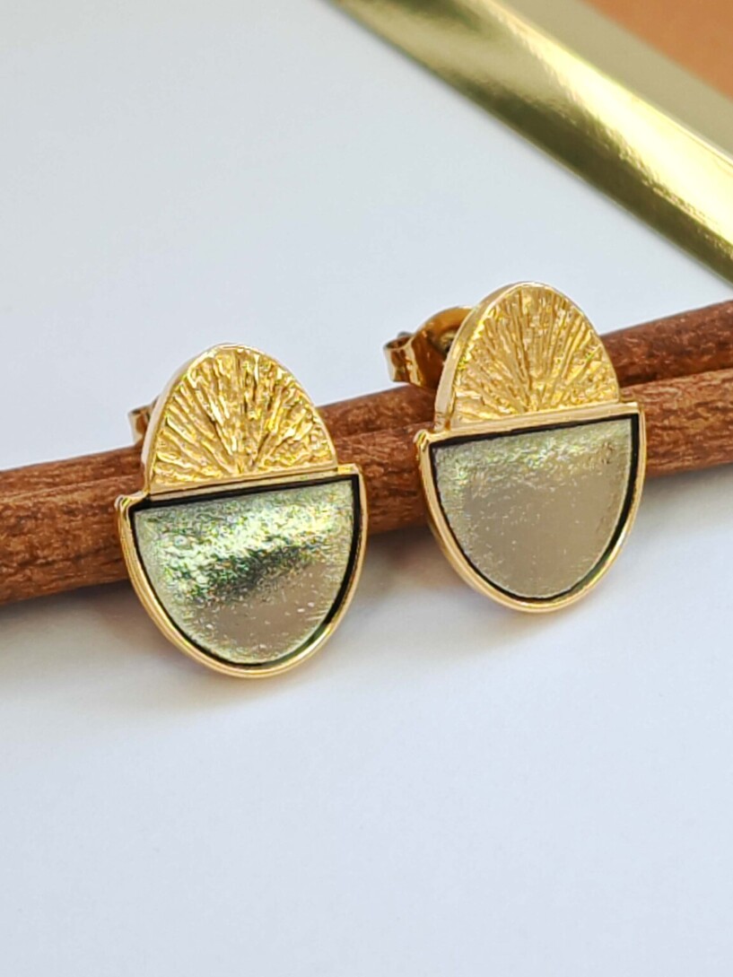 Acorn earrings 