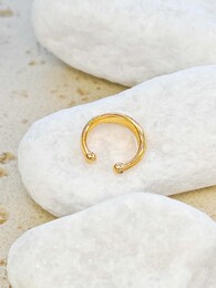 Simplicity gold ear cuff