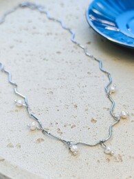 Fresh pearls silver necklace