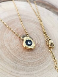 Black ojo necklace