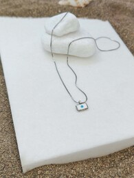 Eye necklace