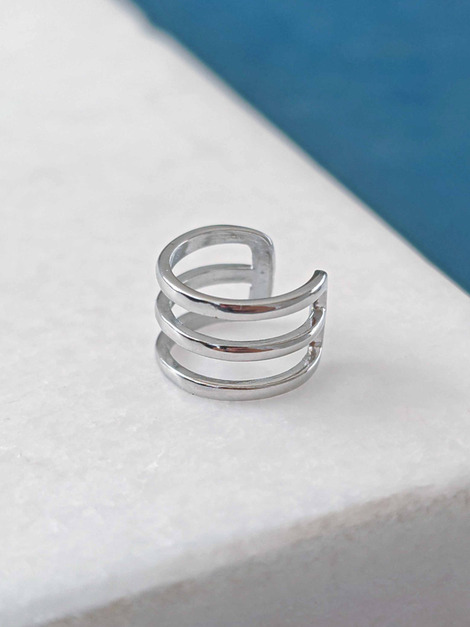 Lines silver cuff