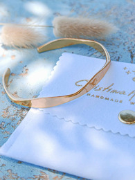 Hammer bangle bracelet
