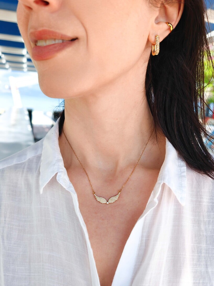 Angel golden necklace