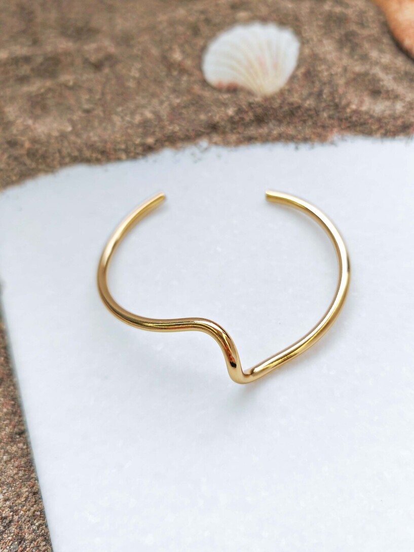 Kyma bangle bracelet