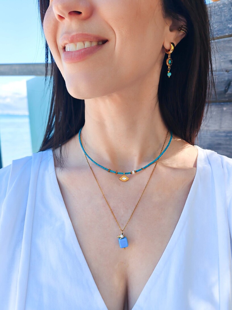 Island necklace