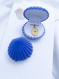 Blue velvet shell case