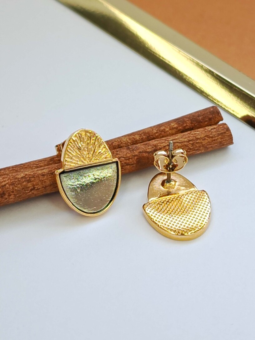 Acorn earrings 