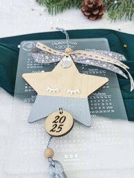 Sleepy grey star charm