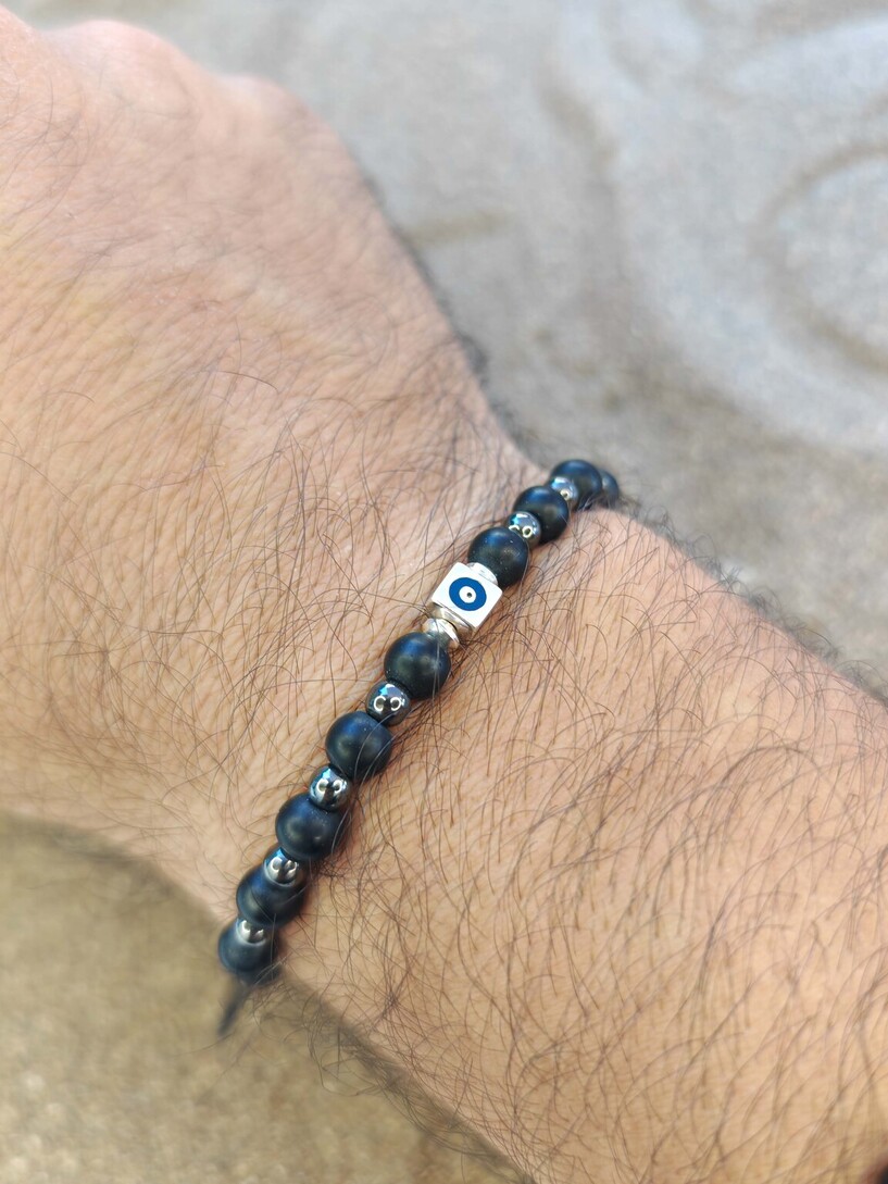 Protector bracelet