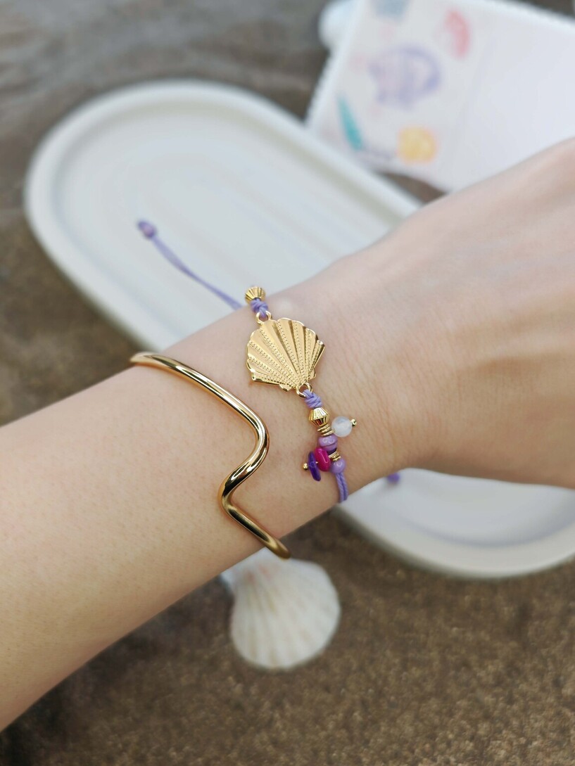 Shell bracelet