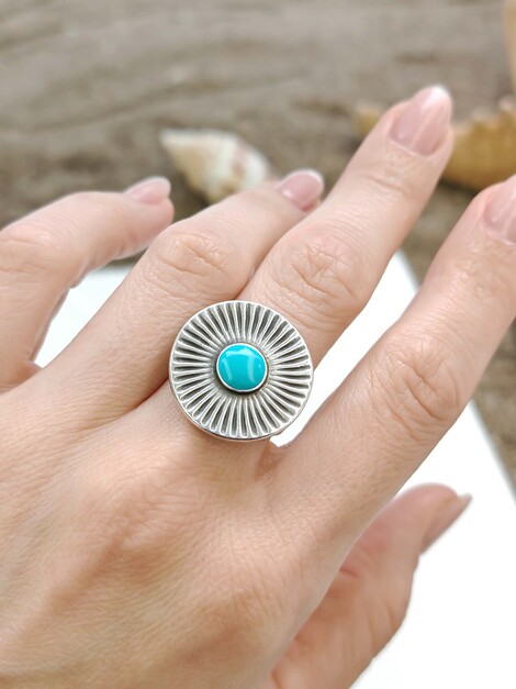 Sun ray ring