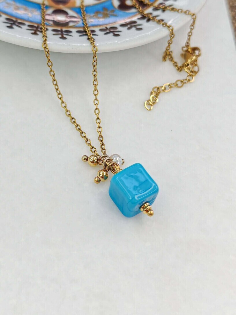 Cube necklace