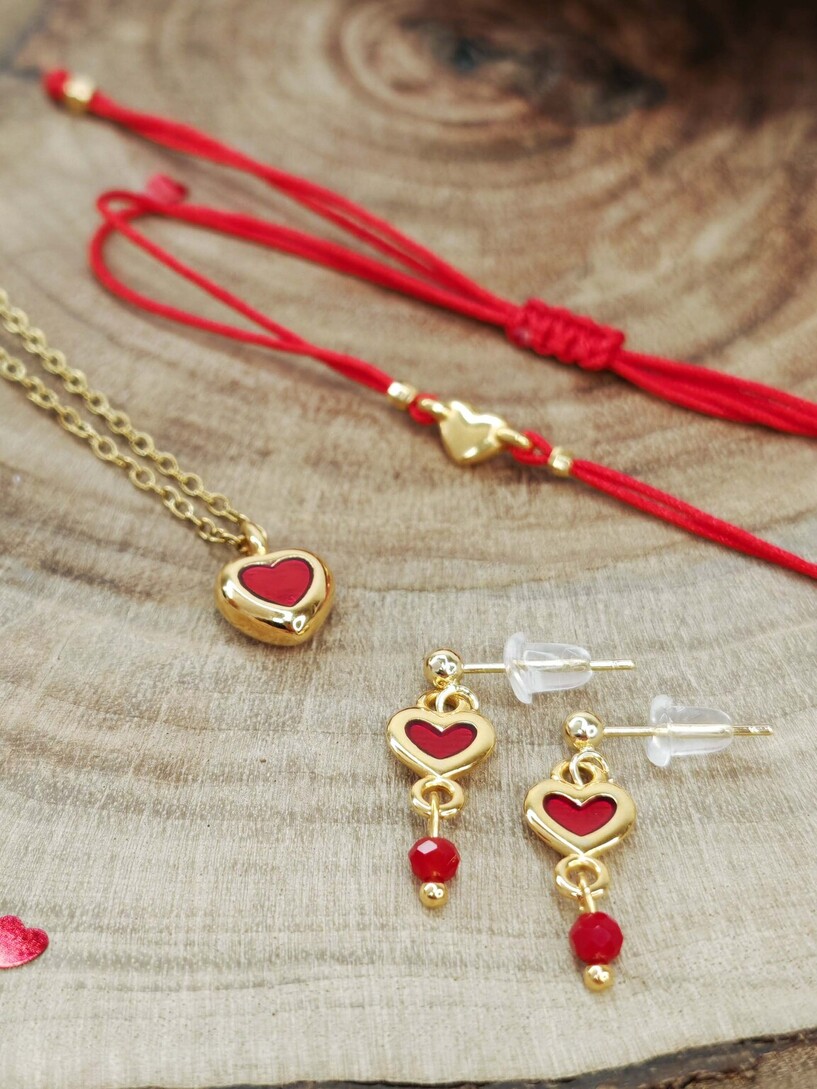 Red hearts set