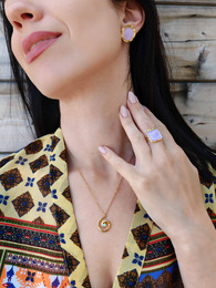 Theros necklace